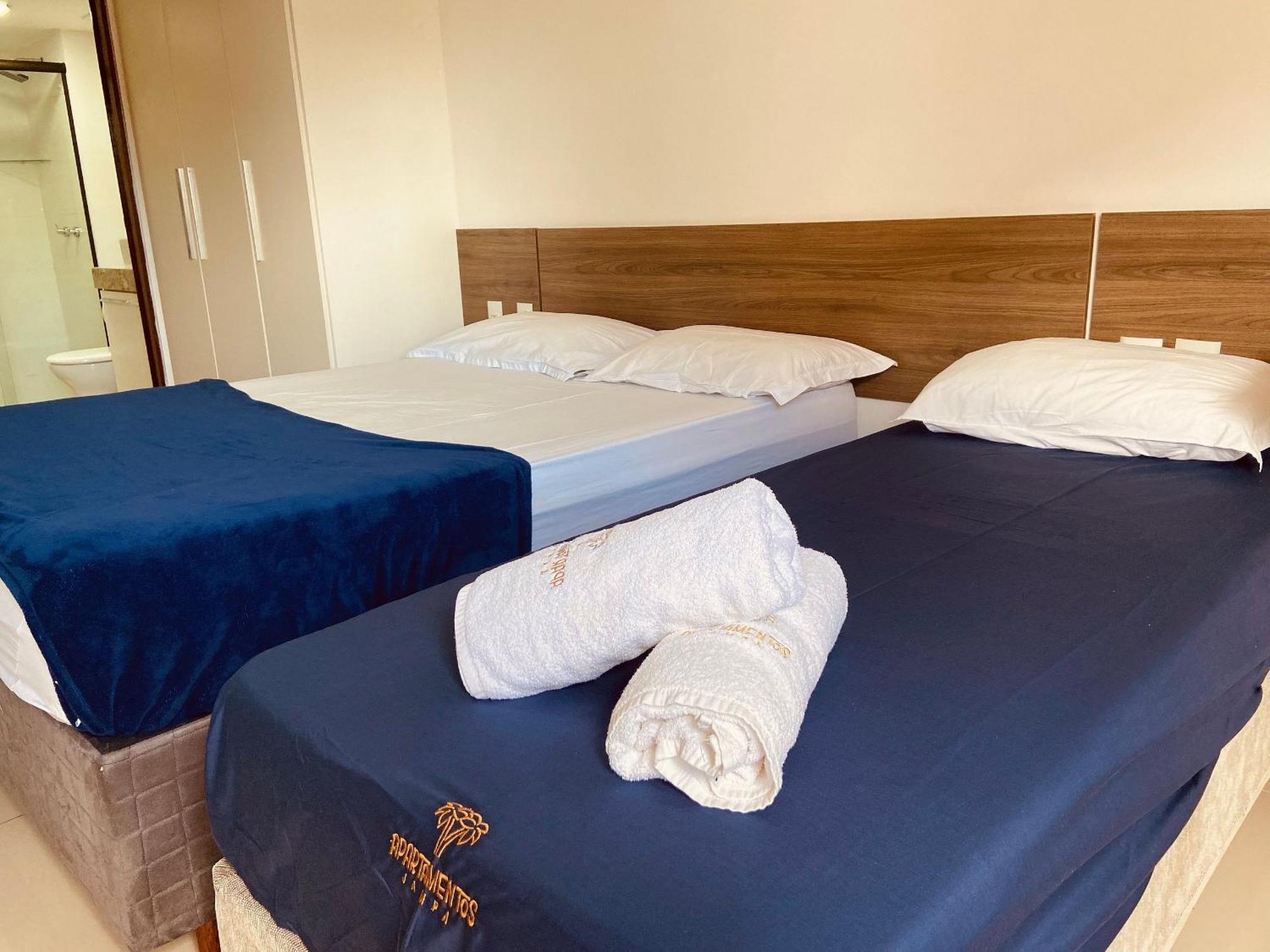 Aptos Super Confortaveis No Gold Flat By Jampa